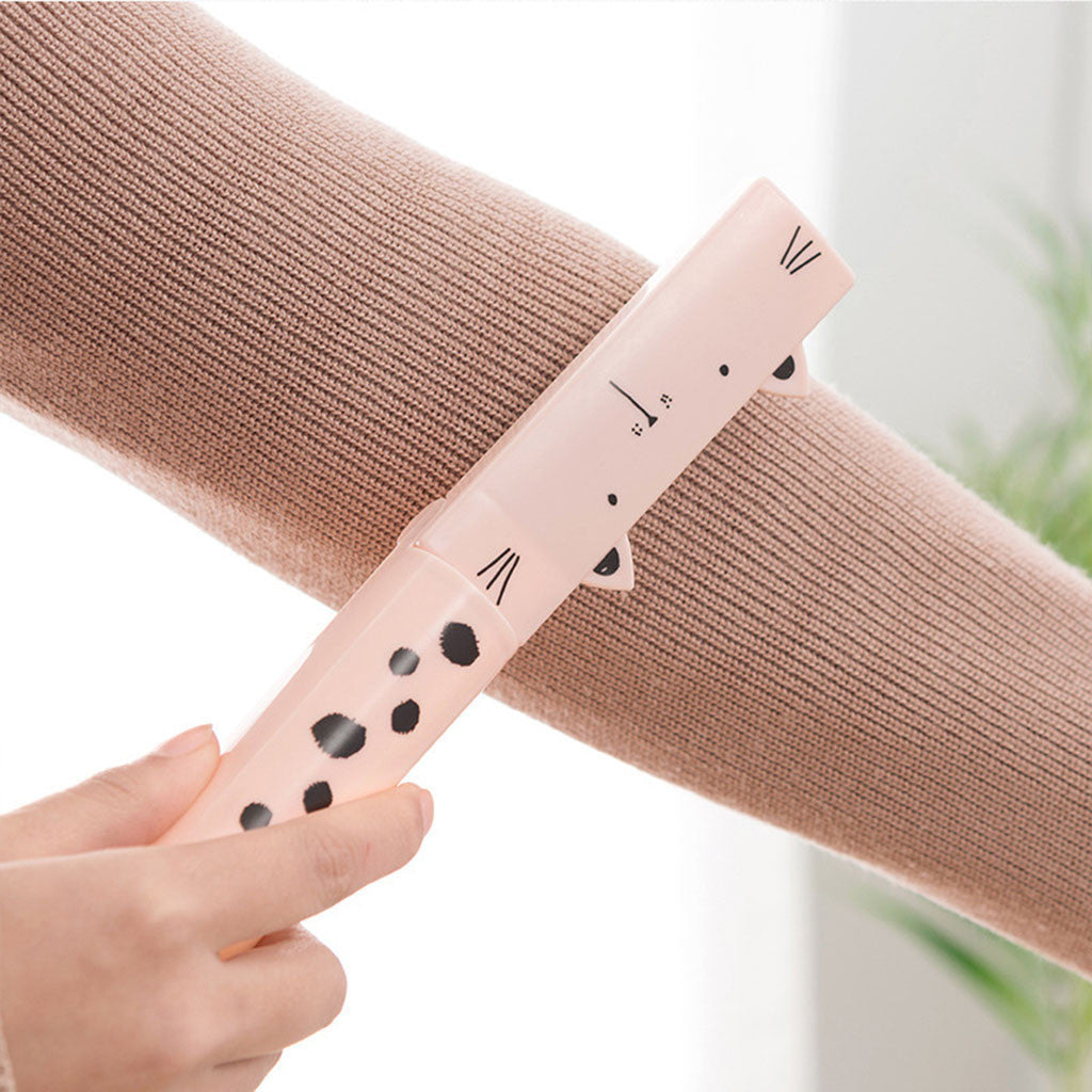 Folding dust removal portable hair remover - Front View